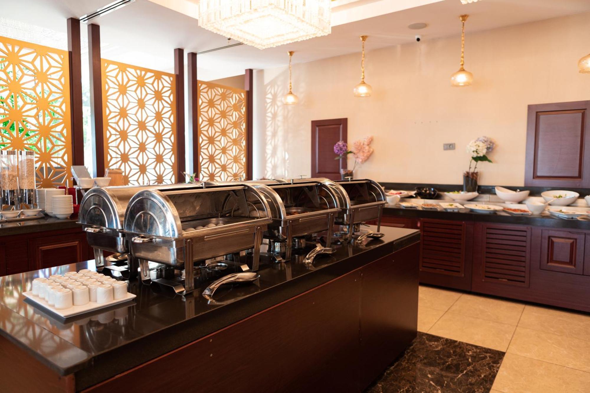 Hotel Tilya 4*